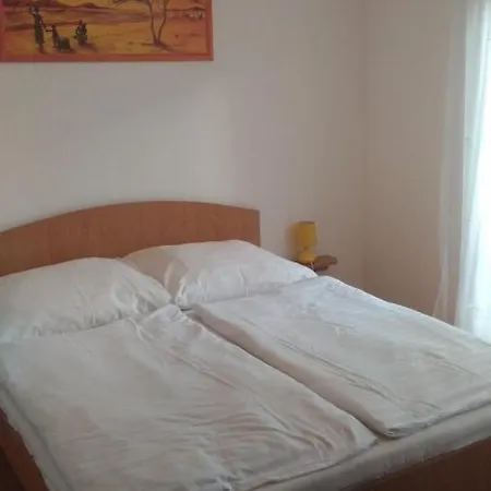 Pamela Apartman Apartament *